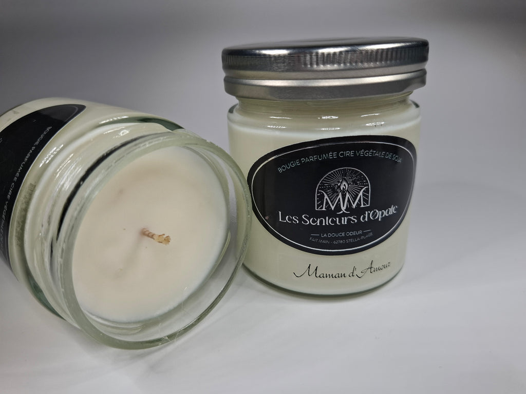 Bougie Parfumée MAMAN D'AMOUR, Cire végétale de Soja, 150gr